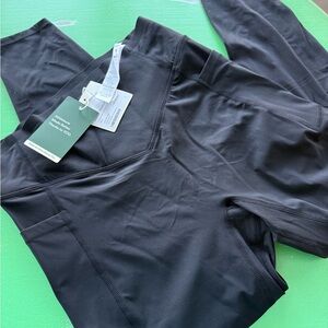 HALARA UltraSculpt Black Leggings